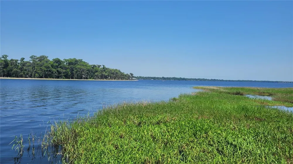 21779 NE 115TH AVENUE Earleton, FL 32631