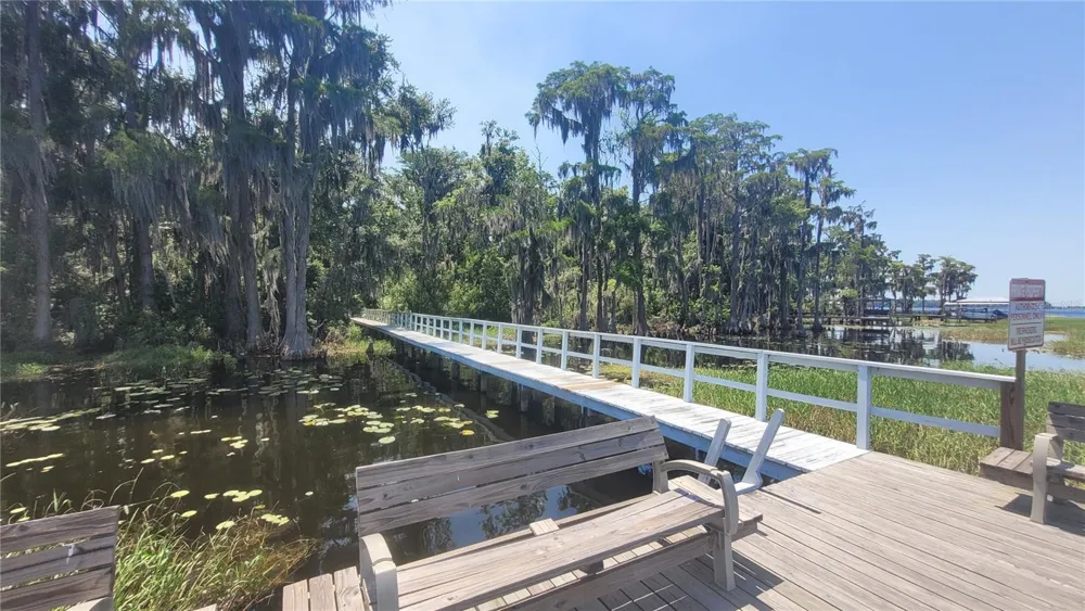 21779 NE 115TH AVENUE Earleton, FL 32631