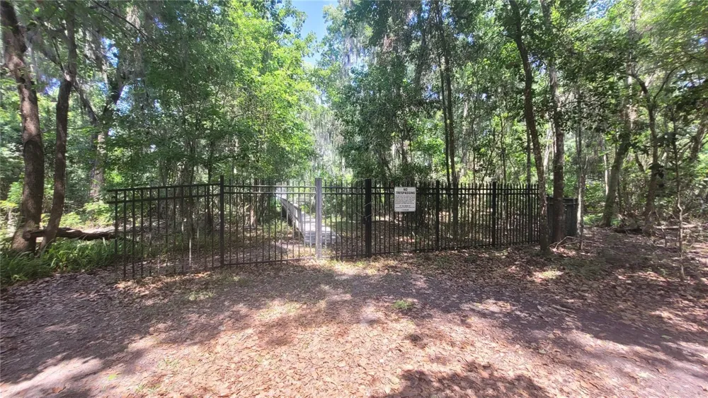 21779 NE 115TH AVENUE Earleton, FL 32631