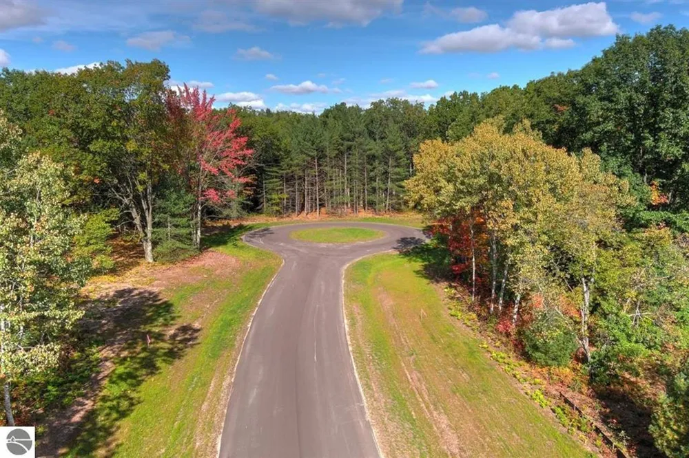 1518 Mary Lou Manor Green Lake Township, MI 49643
