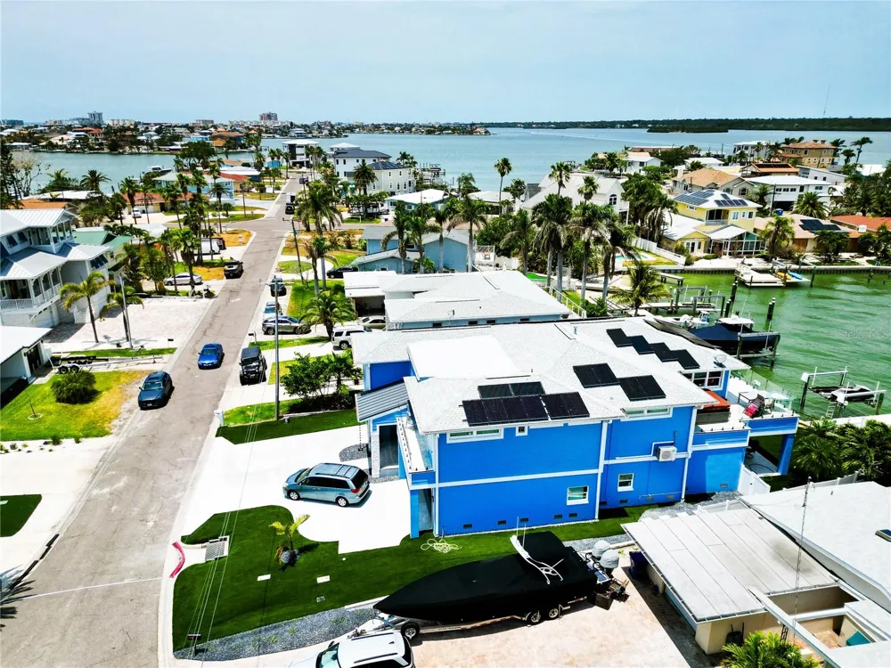 16003 5TH STREET E Redington Beach, FL 33708