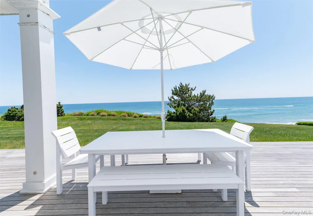 390 Old Montauk Highway Montauk, NY 11954