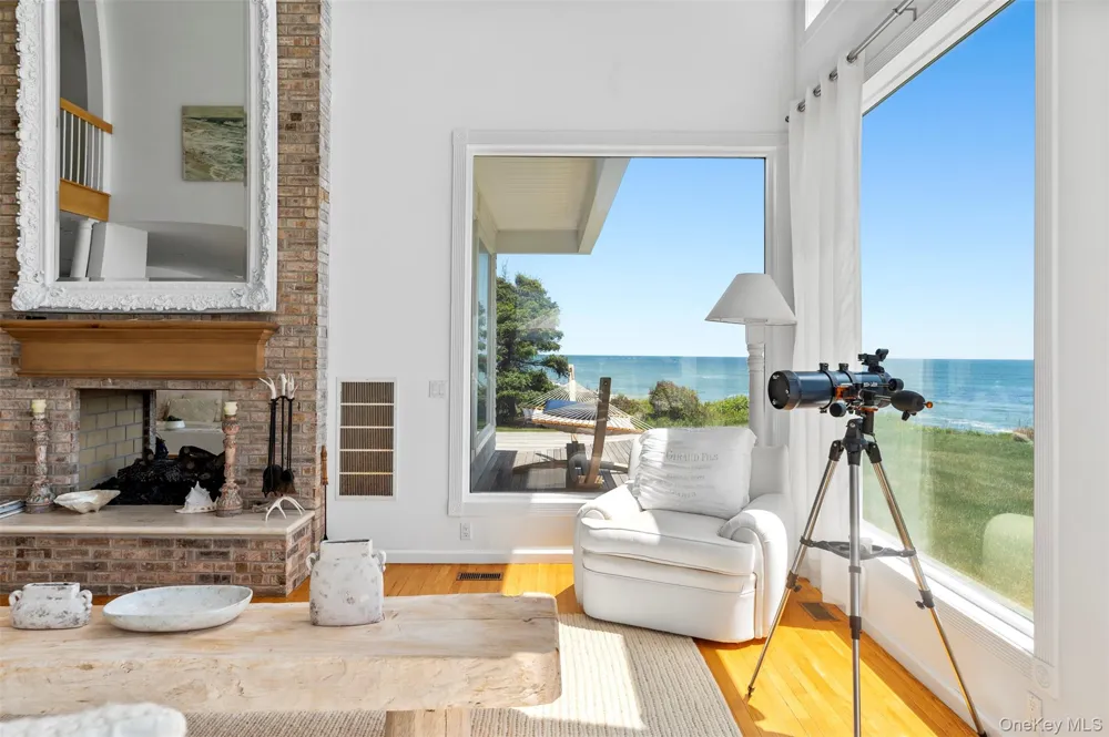 390 Old Montauk Highway Montauk, NY 11954