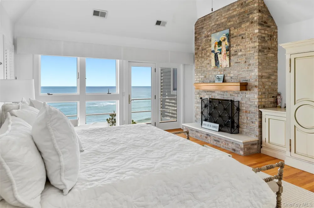 390 Old Montauk Highway Montauk, NY 11954