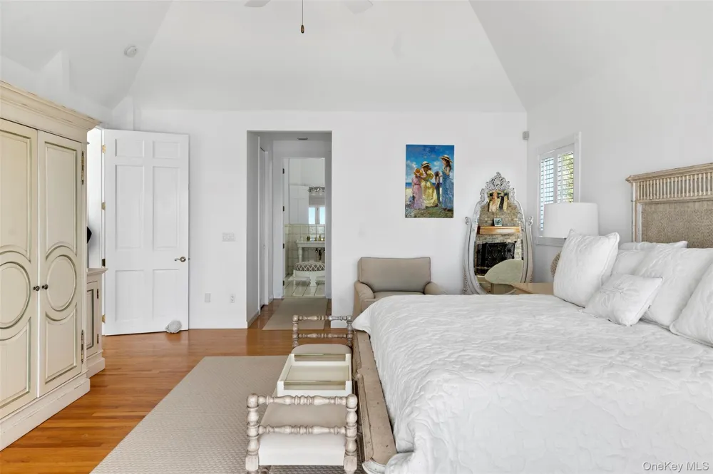 390 Old Montauk Highway Montauk, NY 11954