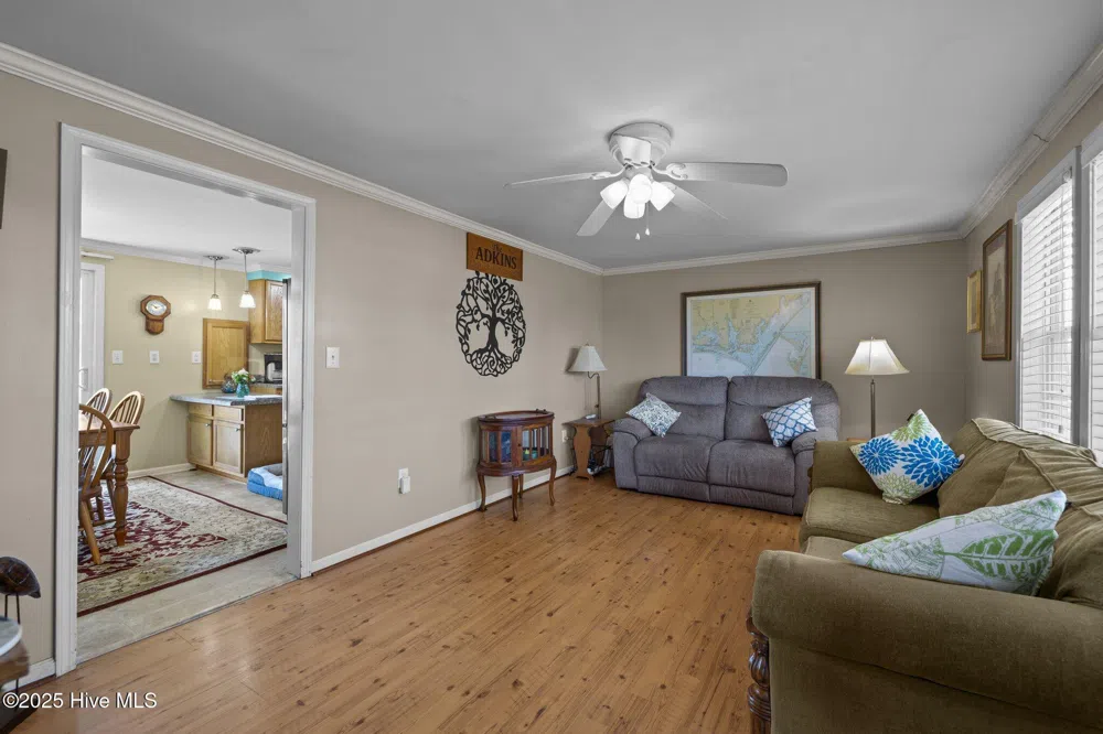 139 Diamond City Drive Harkers Island, NC 28531
