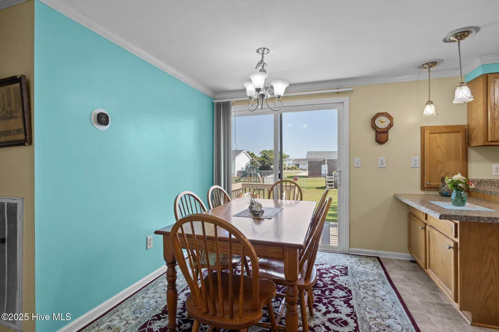 139 Diamond City Drive Harkers Island, NC 28531