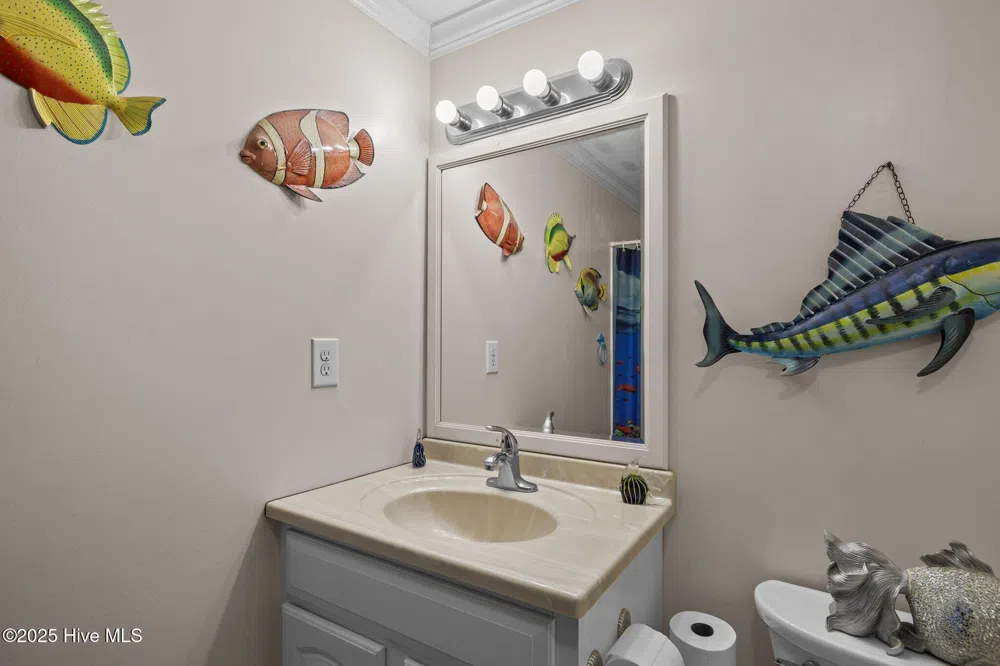 139 Diamond City Drive Harkers Island, NC 28531