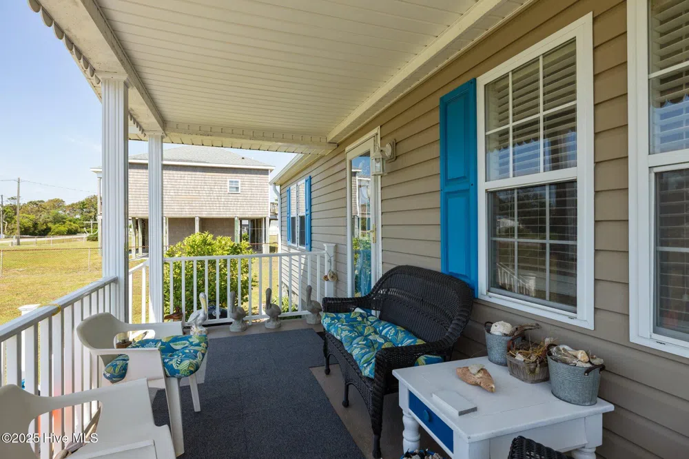 139 Diamond City Drive Harkers Island, NC 28531