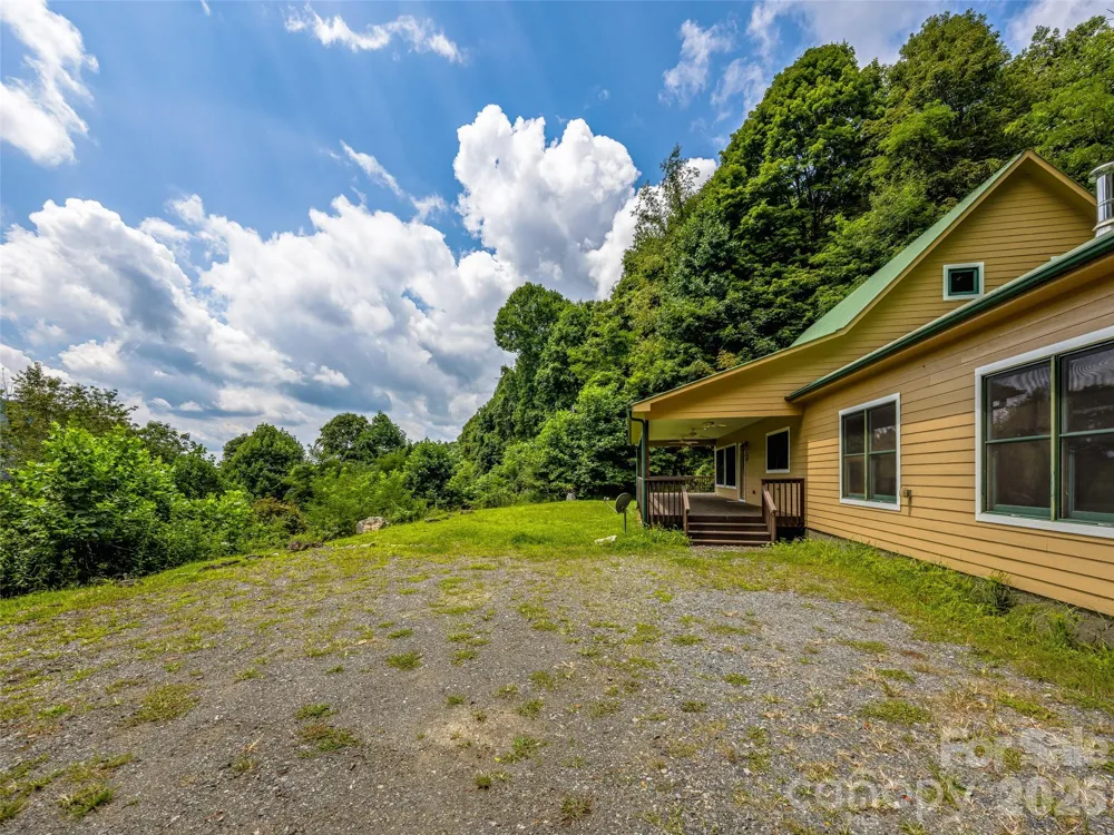 600 Charisma Drive Marshall, NC 28753