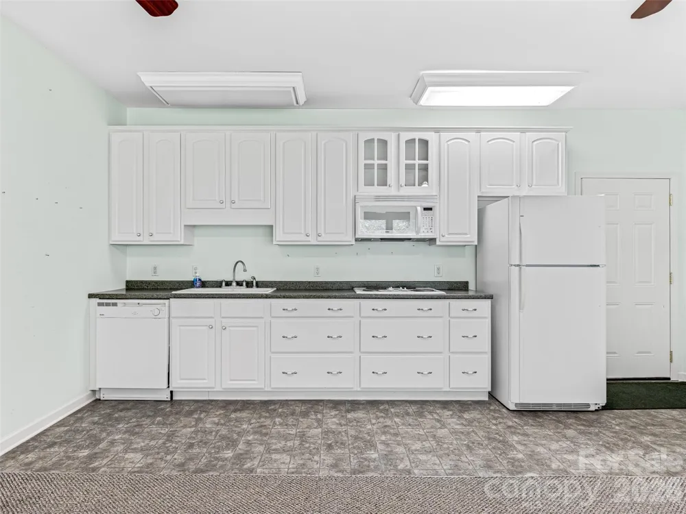 600 Charisma Drive Marshall, NC 28753
