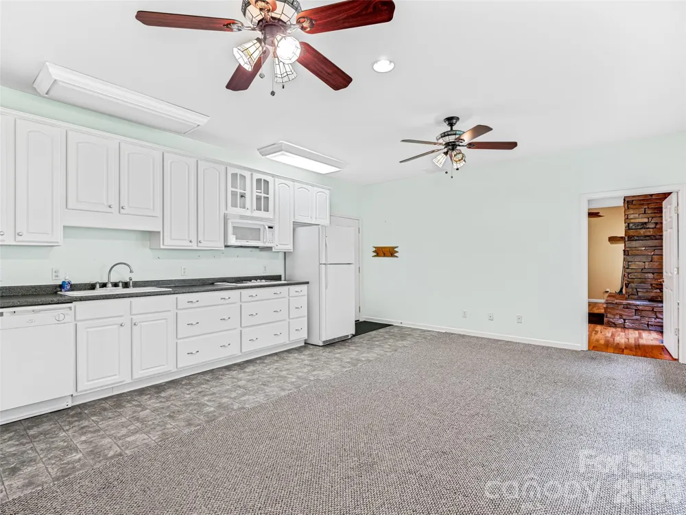 600 Charisma Drive Marshall, NC 28753