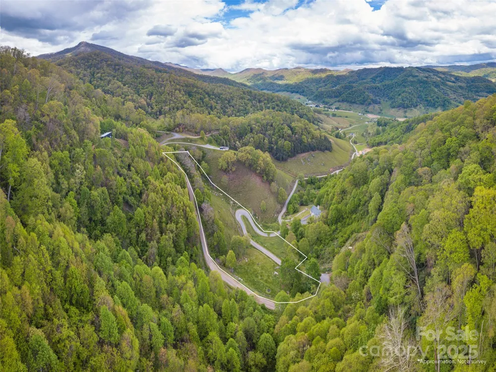 00 Quest Cove Clyde, NC 28721