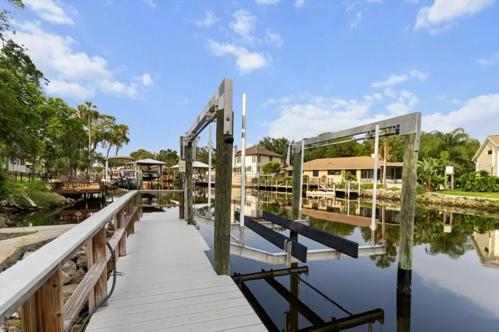 5259 S STETSON POINT DRIVE Homosassa, FL 34448