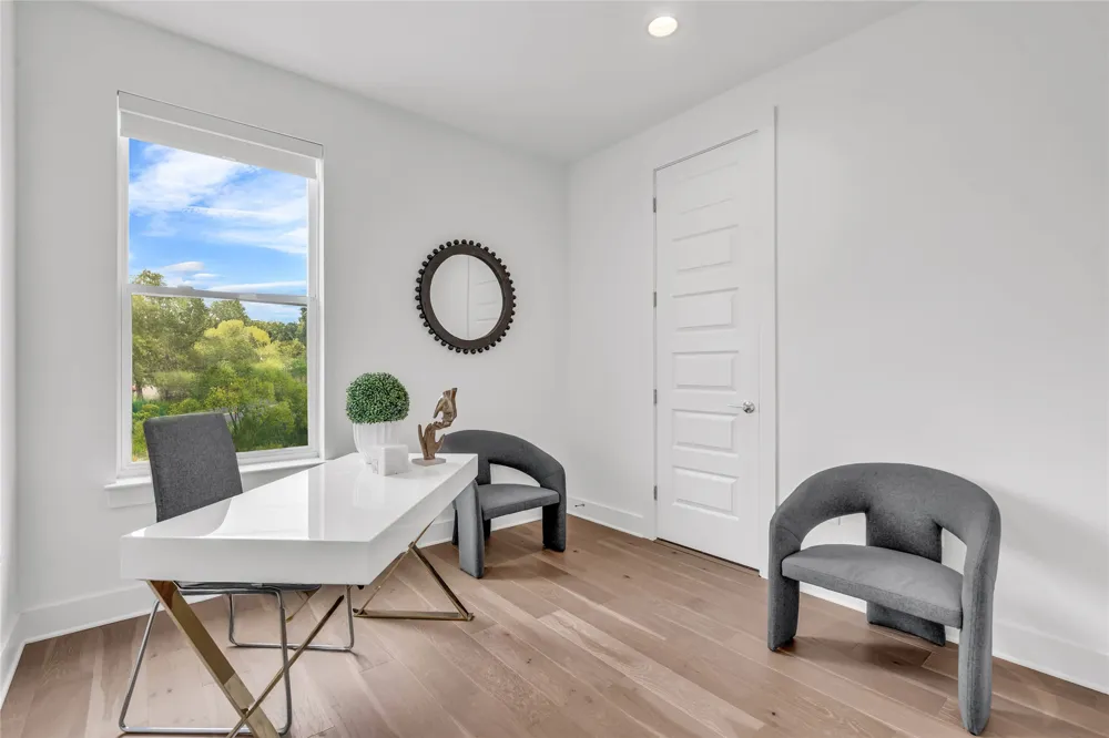 2505 Bluebonnet Avenue #5 Austin, TX 78704