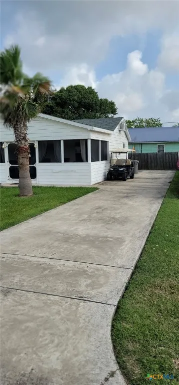 101 E Saint Louis Avenue Seadrift, TX 77983