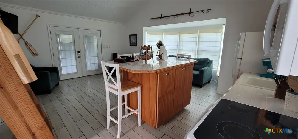 101 E Saint Louis Avenue Seadrift, TX 77983