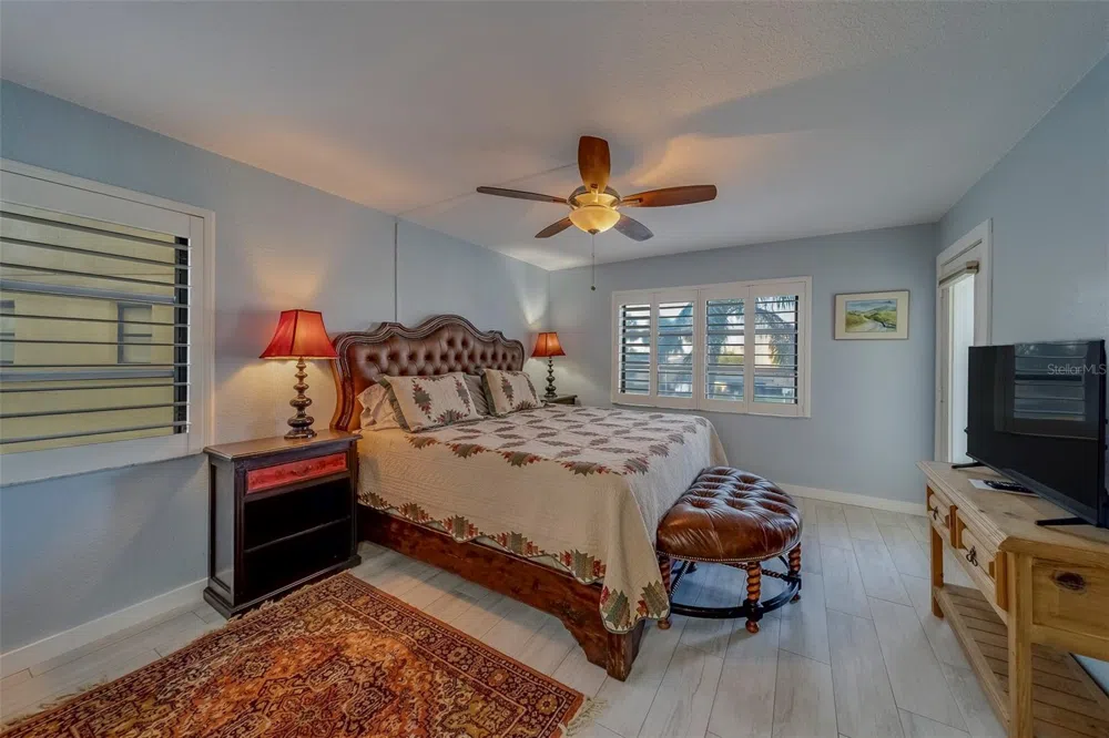11650 CAPRI CIRCLE S #105 Treasure Island, FL 33706