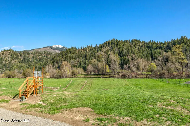 23 Horn Hooked Lane St. Maries, ID 83861