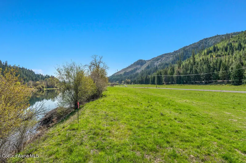 22 Horn Hooked Lane St. Maries, ID 83861