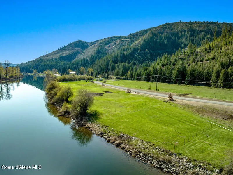 22 Horn Hooked Lane St. Maries, ID 83861