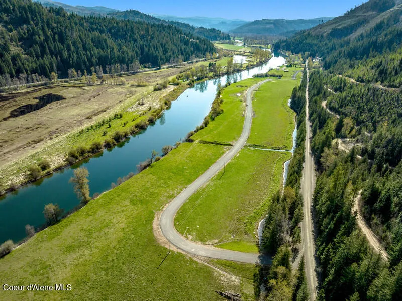 22 Horn Hooked Lane St. Maries, ID 83861