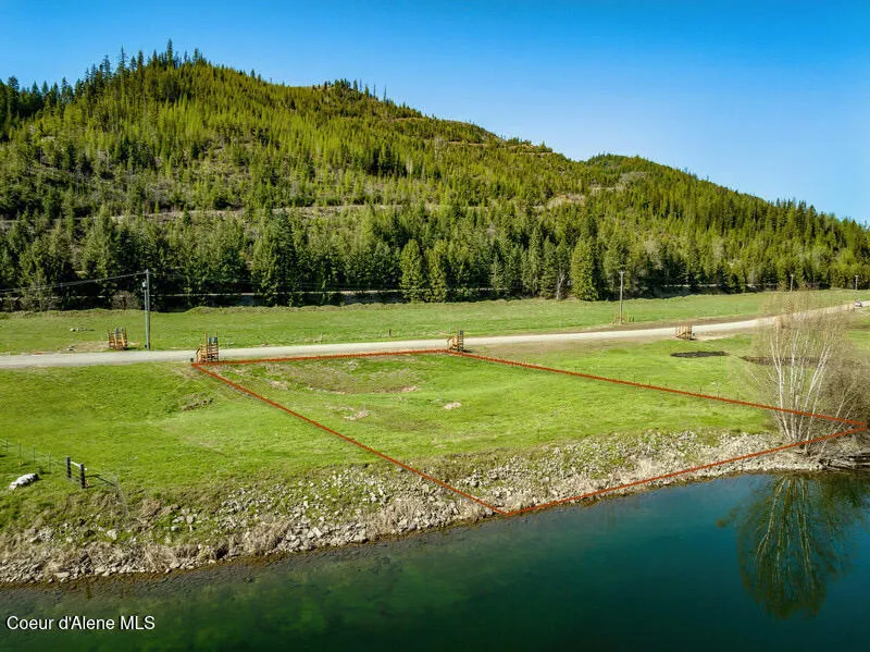 22 Horn Hooked Lane St. Maries, ID 83861