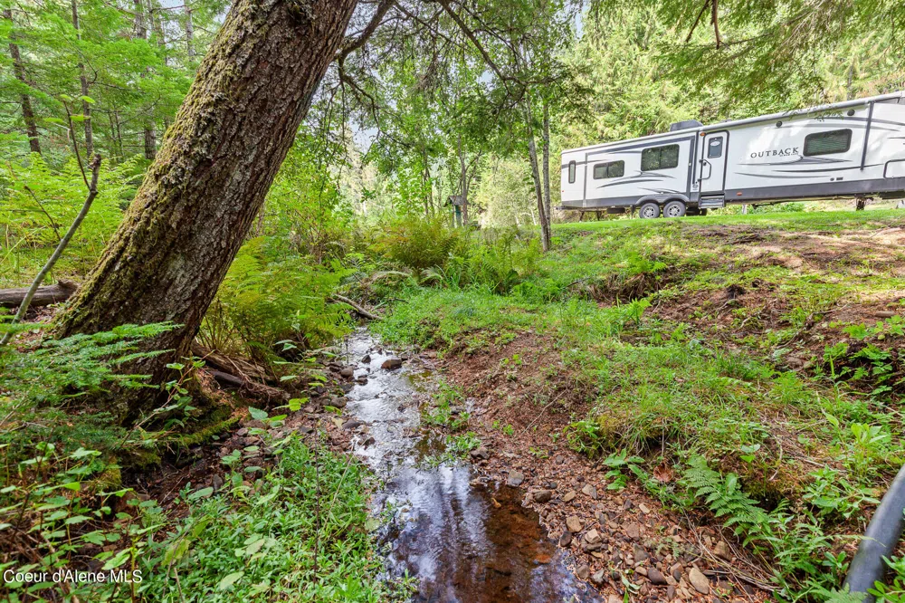 9076 CDA River Road Kingston, ID 83839