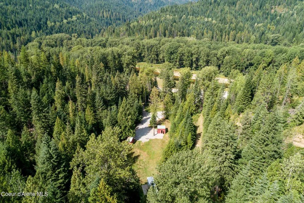 9076 CDA River Road Kingston, ID 83839
