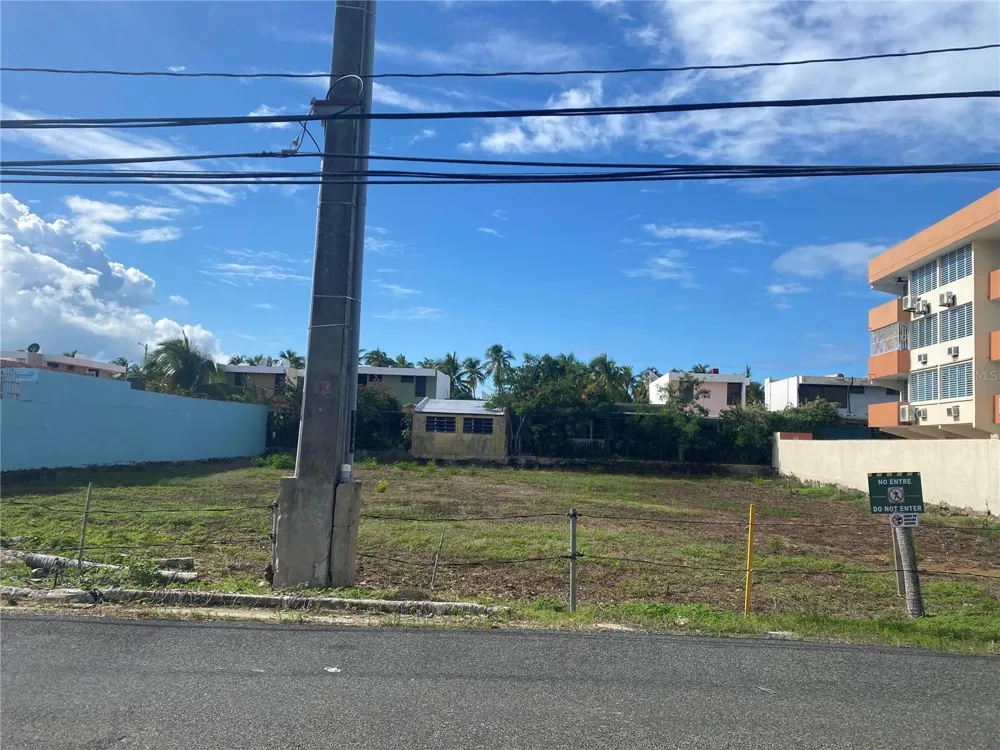 16 OCEAN DRIVE AVENUE #LOT A Luquillo, PR 00773