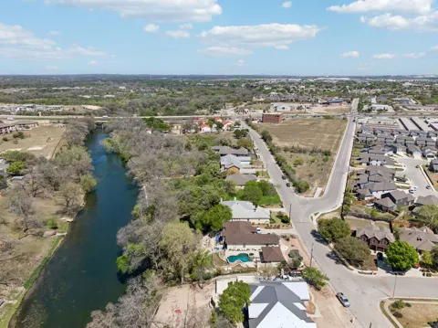 1049 River Terrace