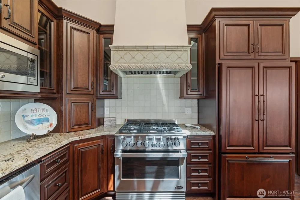 2646 Sunset Lane Tokeland, WA 98590