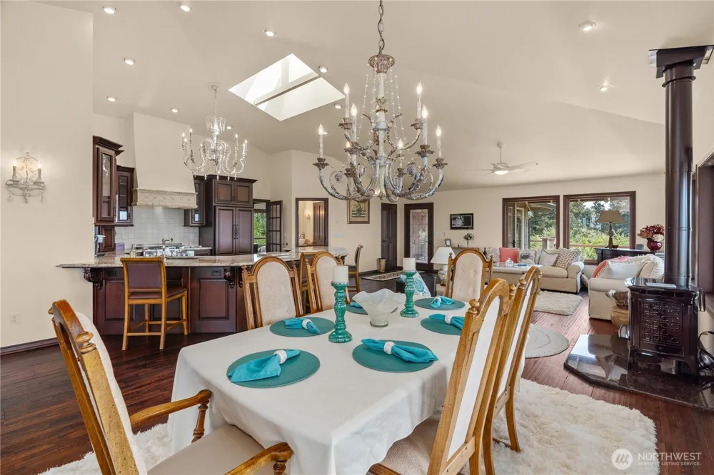2646 Sunset Lane Tokeland, WA 98590