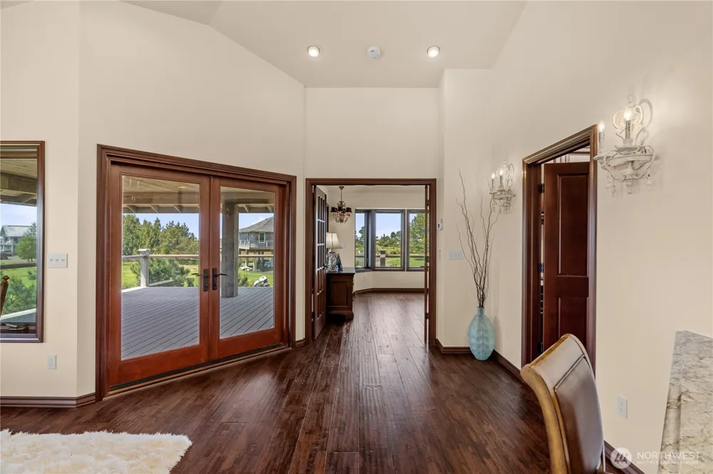 2646 Sunset Lane Tokeland, WA 98590