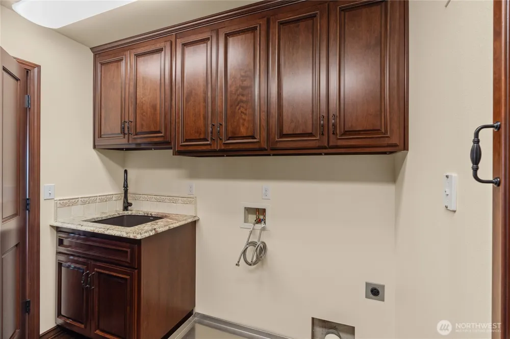 2646 Sunset Lane Tokeland, WA 98590
