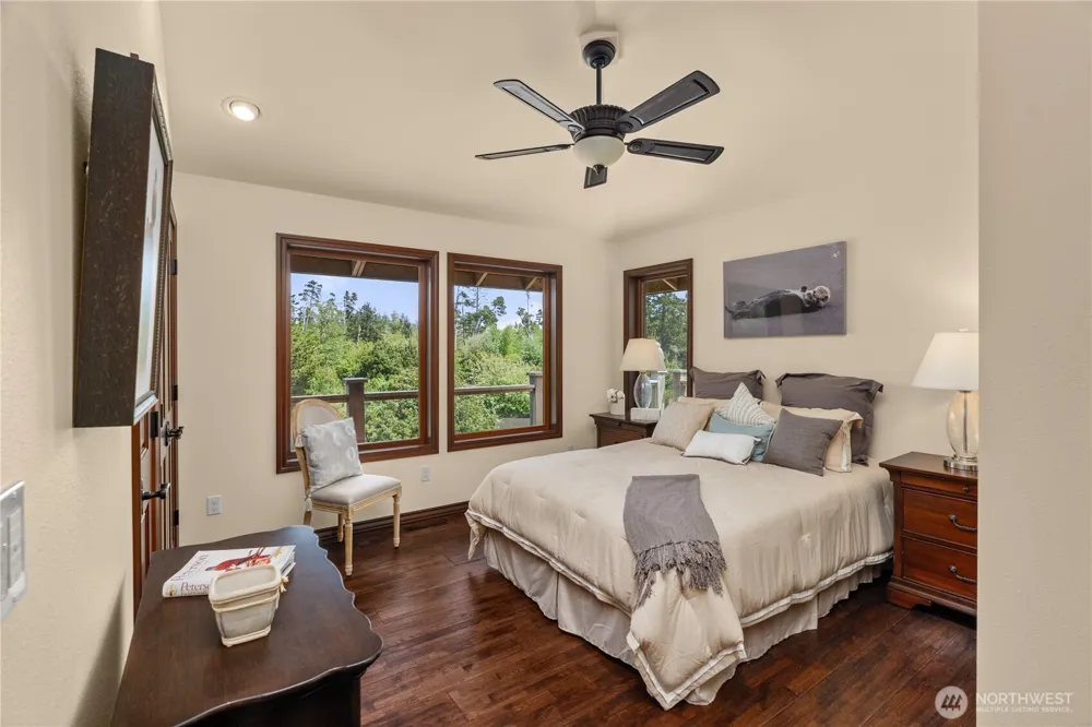 2646 Sunset Lane Tokeland, WA 98590