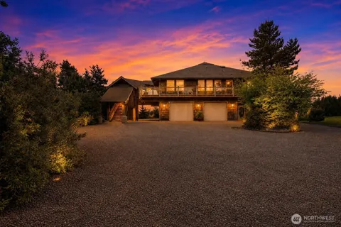 2646 Sunset Lane
