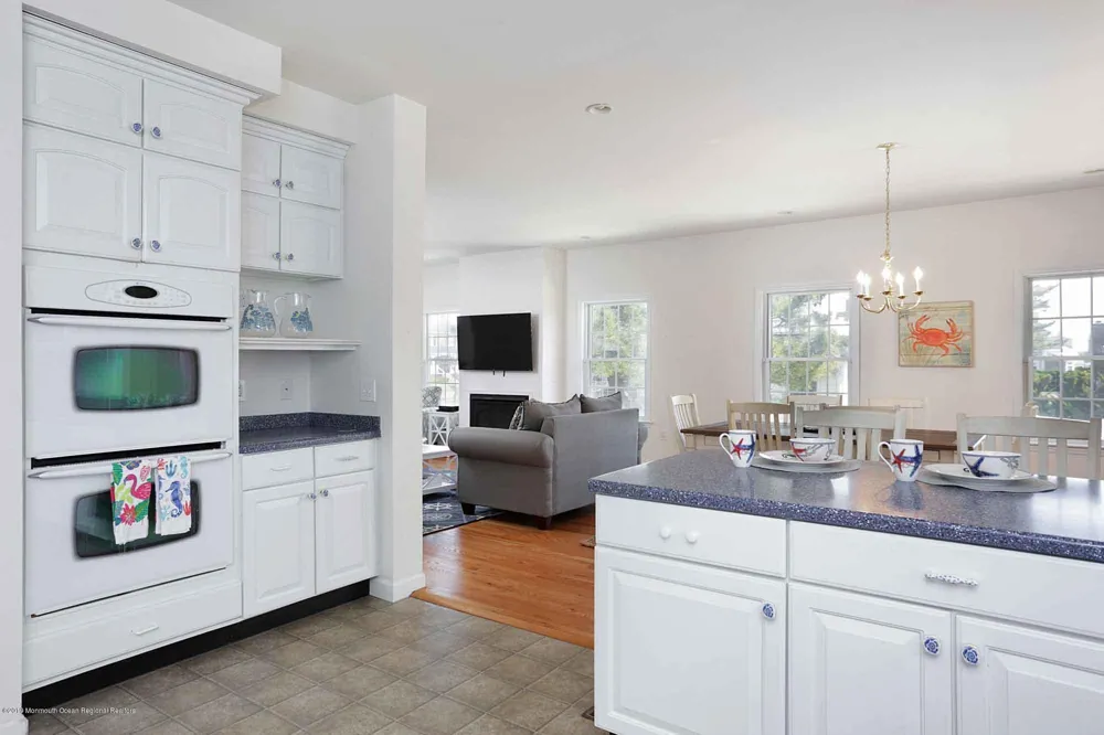111 York Avenue Spring Lake, NJ 07762