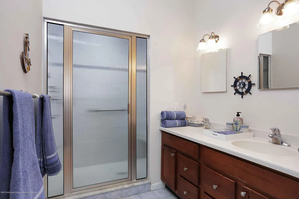 111 York Avenue Spring Lake, NJ 07762