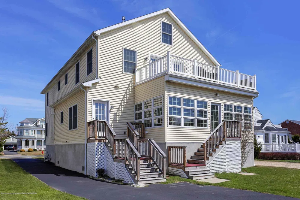 111 York Avenue Spring Lake, NJ 07762