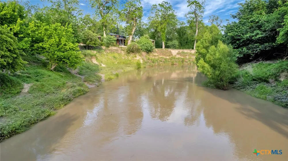 San Antonio River Road Victoria, TX 77905