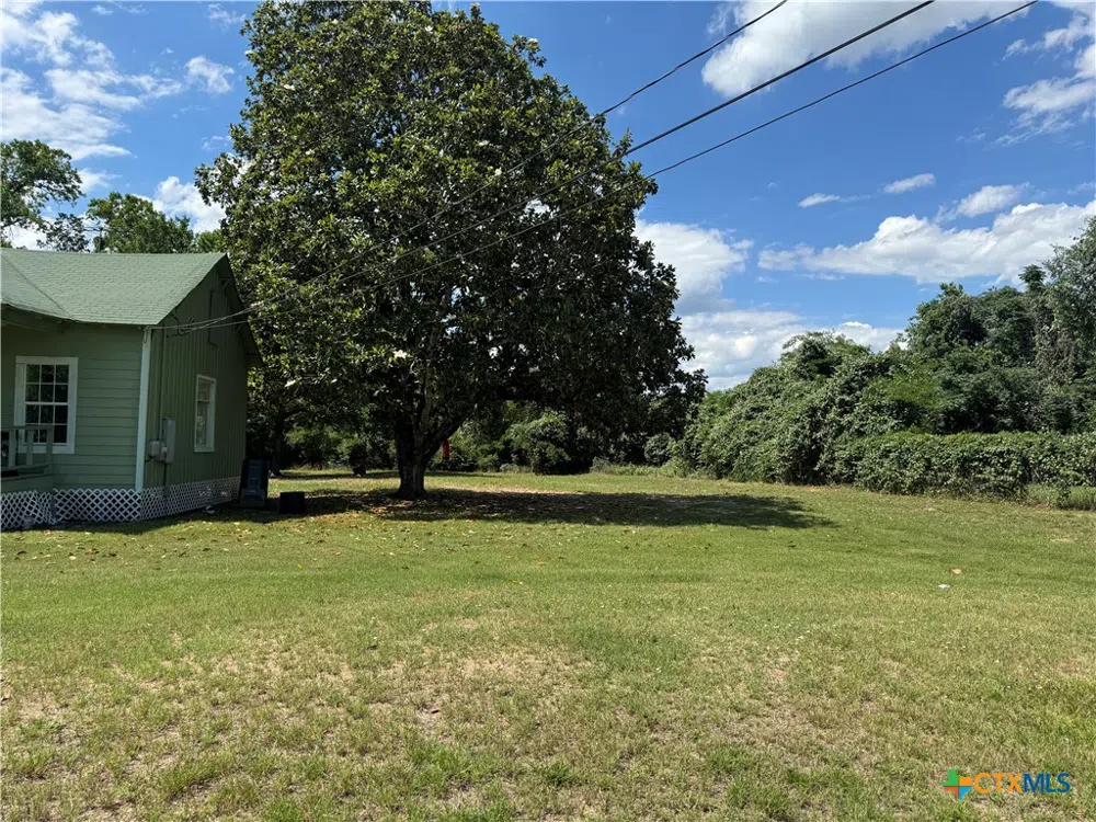 400 Grimes Street Cuero, TX 77954