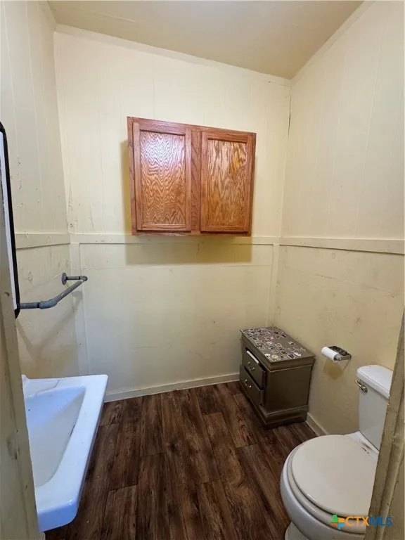 400 Grimes Street Cuero, TX 77954