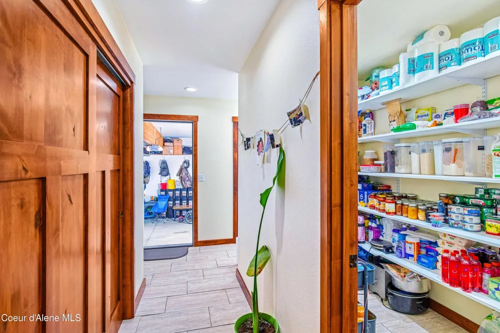 241 N. River Lake Drive Clark Fork, ID 83811
