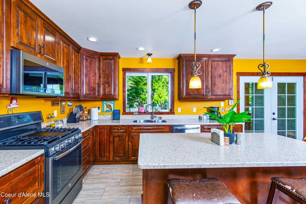 241 N. River Lake Drive Clark Fork, ID 83811