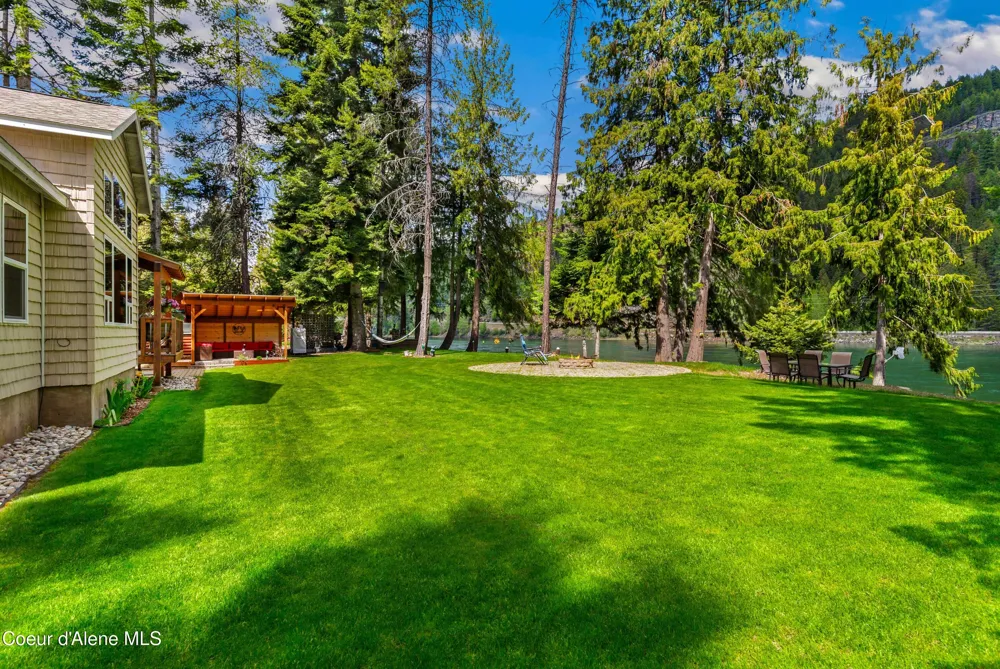 241 N. River Lake Drive Clark Fork, ID 83811