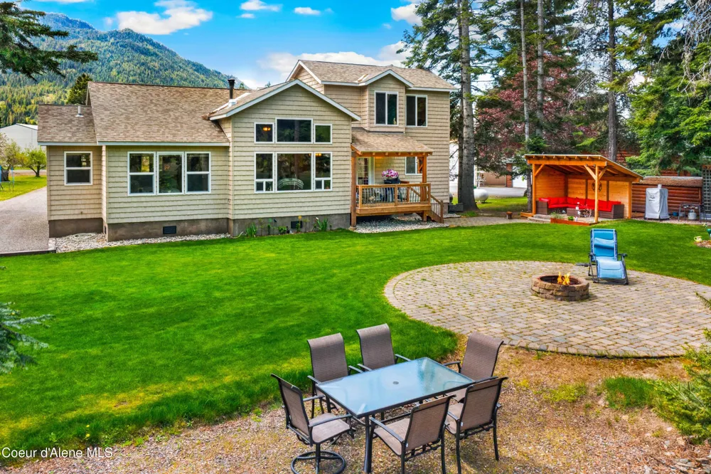 241 N. River Lake Drive Clark Fork, ID 83811