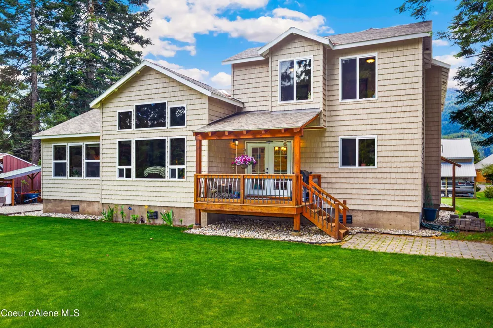 241 N. River Lake Drive Clark Fork, ID 83811