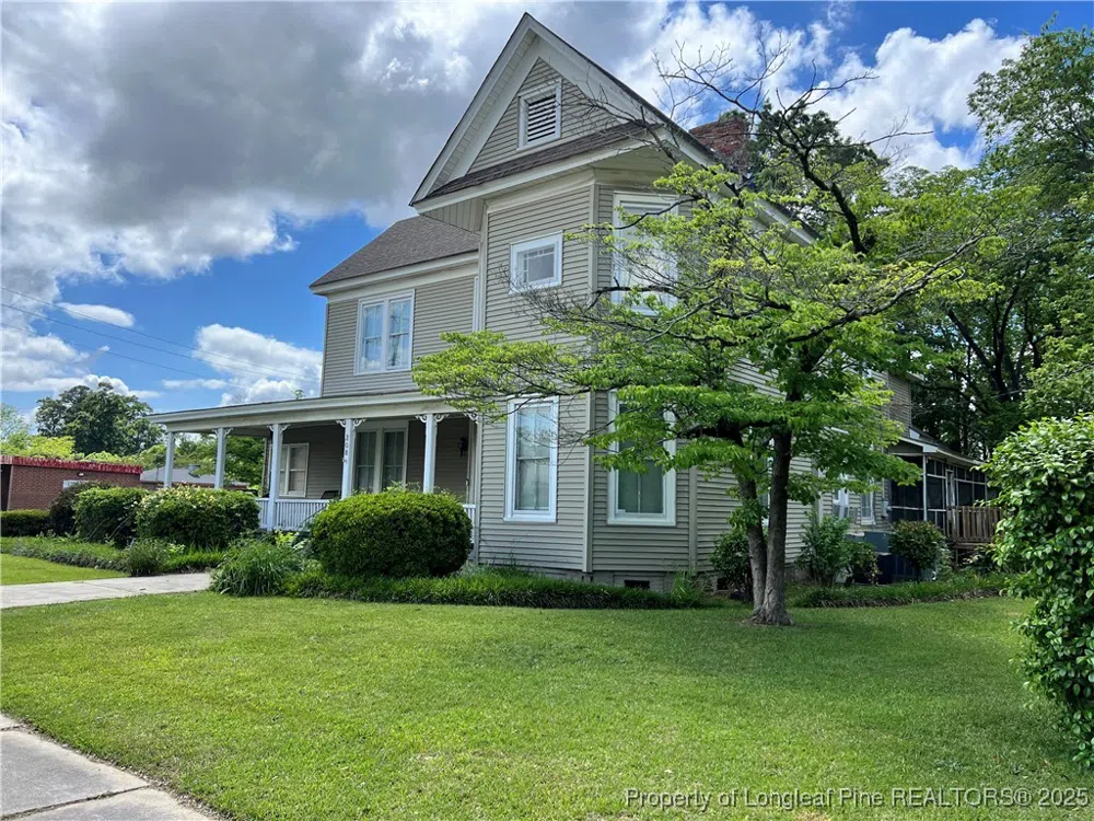 208 S Bond Street Rowland, NC 28383