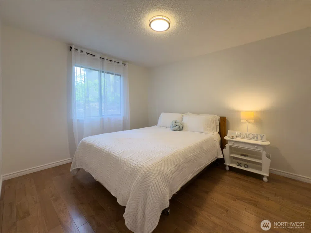 29 G Sound Place Hat Island, WA 98206